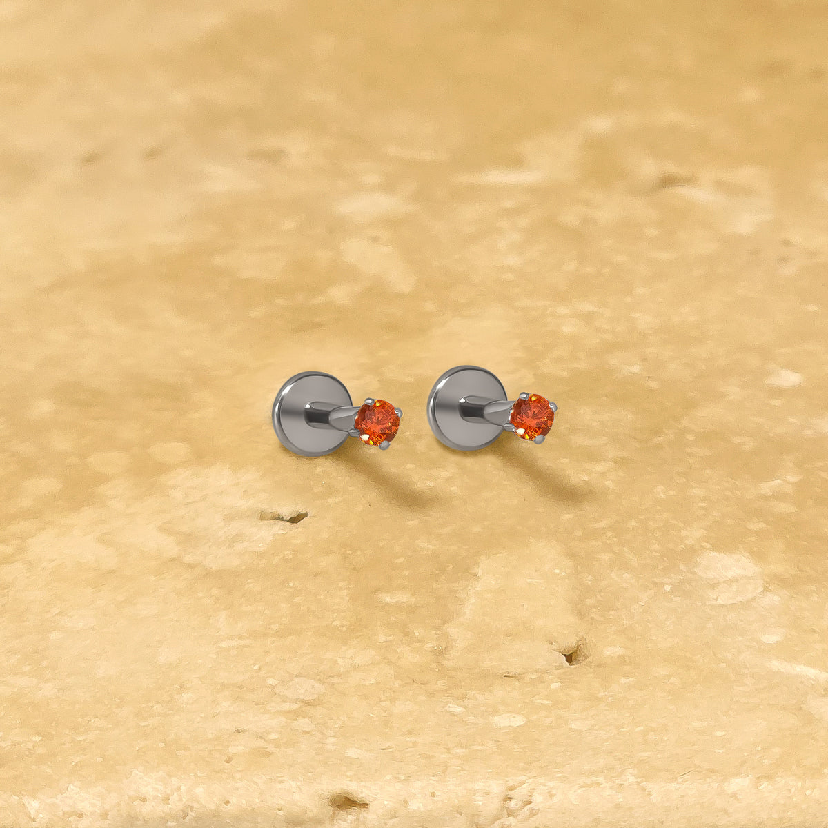 Kleine Titan-Ohrstecker mit 2 mm Zirkonia in verschiedenen Farben