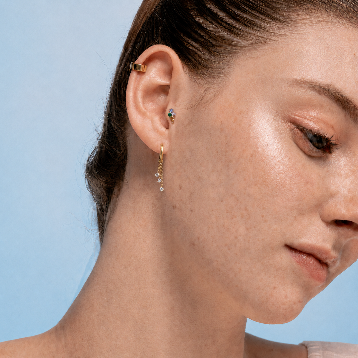 Dancing Sparkle Titan-Anhänger mit drei beweglichen Zirkonia, weitere Produktansicht
