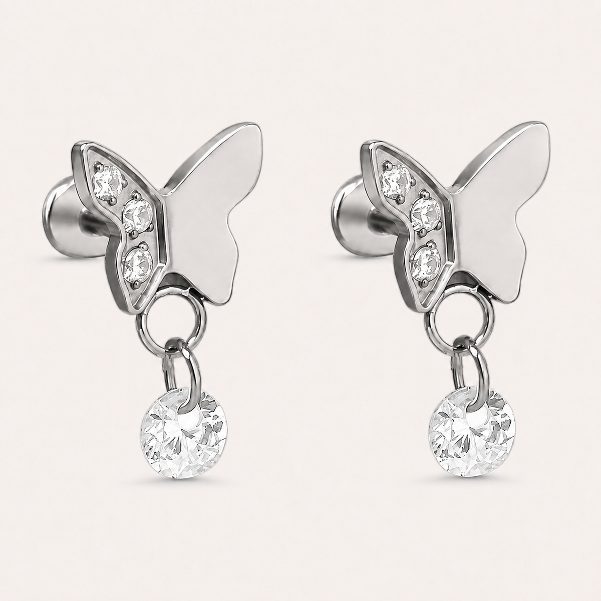 Schmetterlings-Ohrringe aus Titan mit kleinem Zirkonia-Anhänger